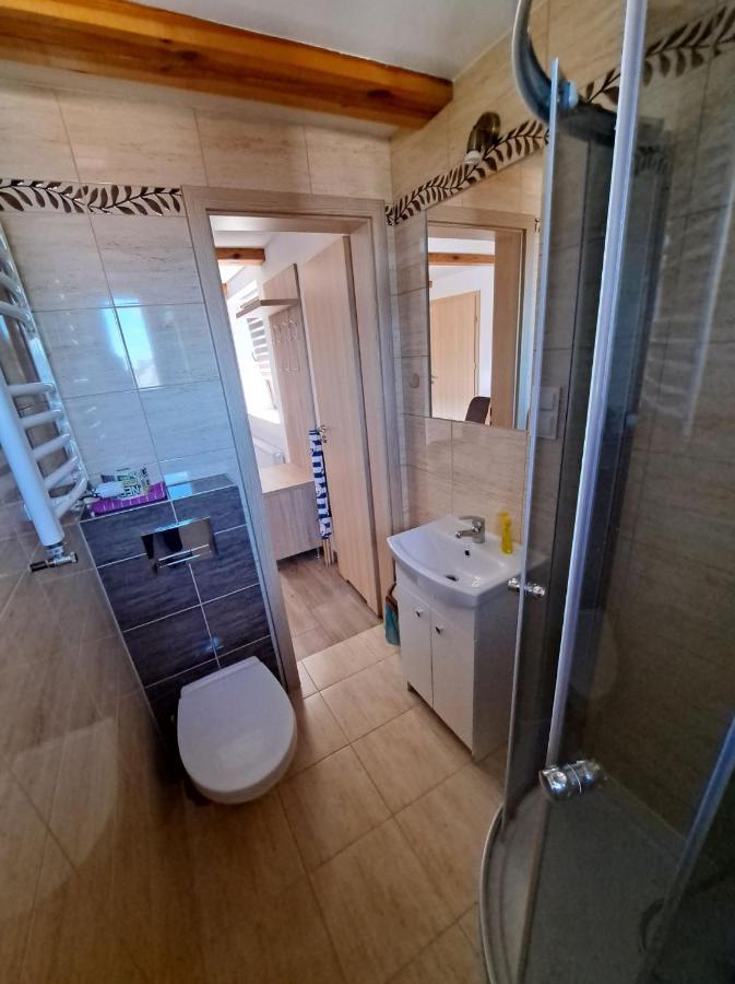 Hybryda Hotel Leba Ngoại thất bức ảnh